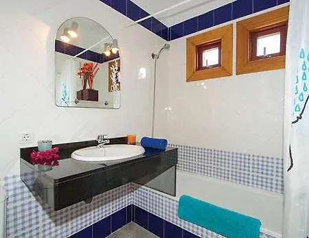 Pechi Bianca Dos - 2 Bedroom Bungalow - Great Value - Private Pool *